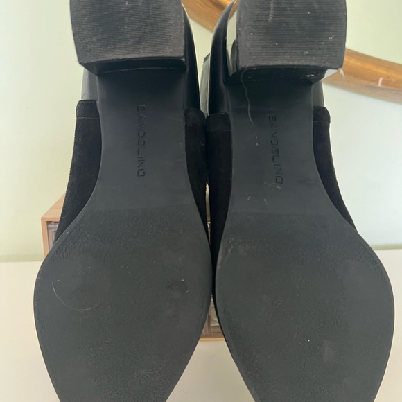 Bandolino Black Boots 🌸 - Picture 4 of 5